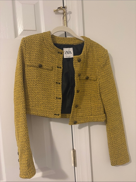 Zara Jackets & Blazers - ZARA Mustard Yellow Cropped Bouclé Blazer